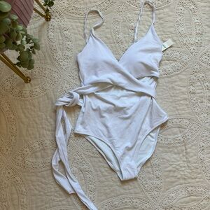 Aerie White Wrap Full Coverage One Piece Swimsuit, Medium Long, NWT